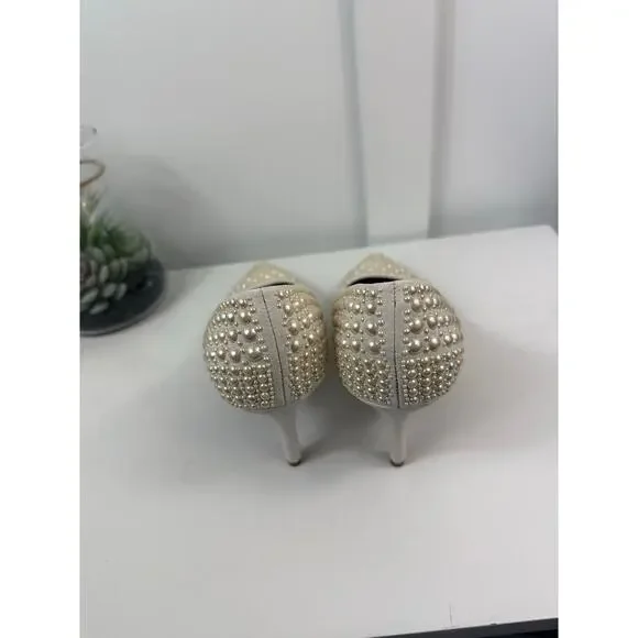 Beautiful NWTs INC Heels Size 7 - Picture 4 of 10